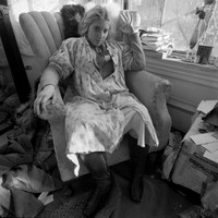 Francesca Woodman in her studio-02, 1976