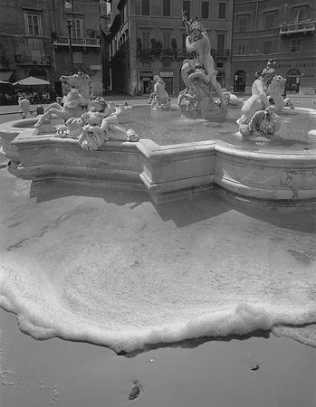 Neptune's Fountain, 1996